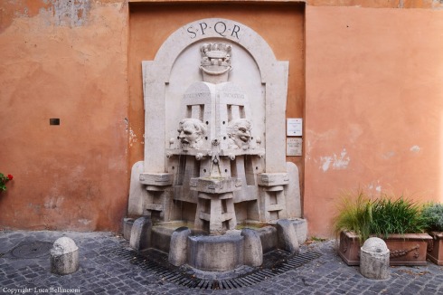 Roma-Via Margutta, Fontana degli artisti 1 RCRLB